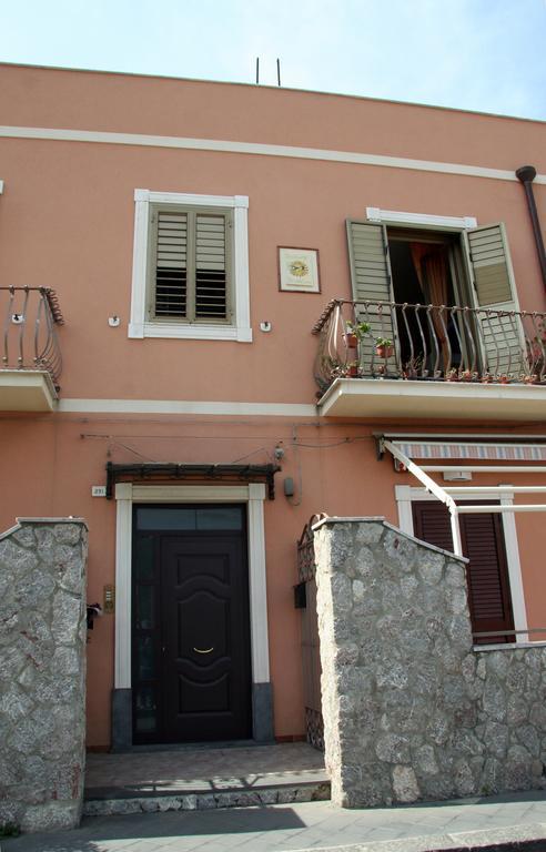 B&B Baia Delle Sirene 지아르디니낙소스 외부 사진